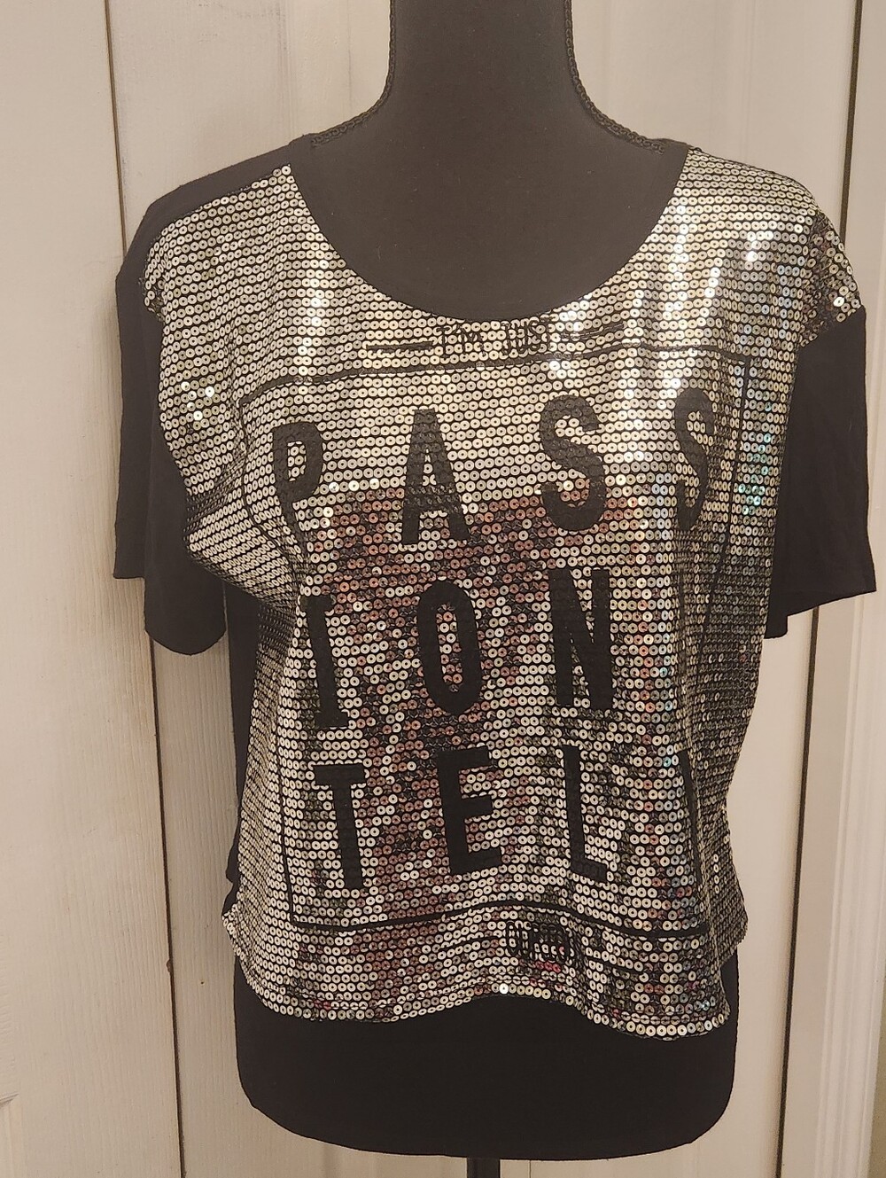 Blush Brand Sequin Graphic Crop Top - Black